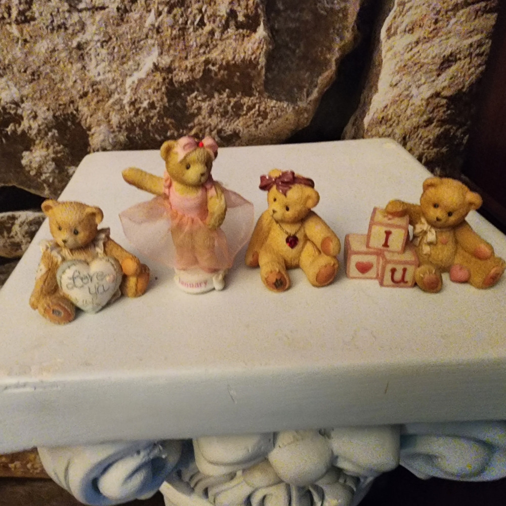 Adorable Teddy Bear Figurines Set